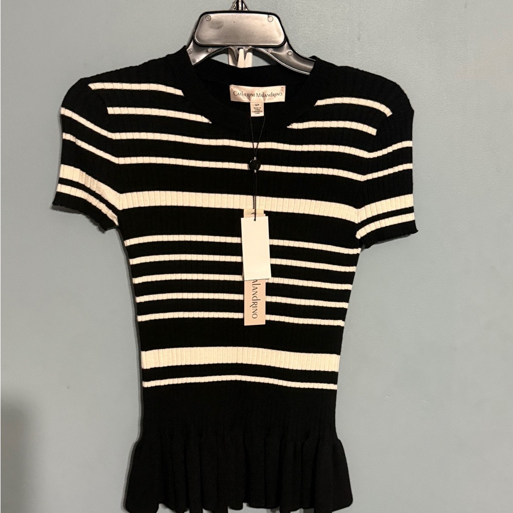 Selling Catherine Malandrino Black and White Striped Knit Top Short Sleeve Nwt
